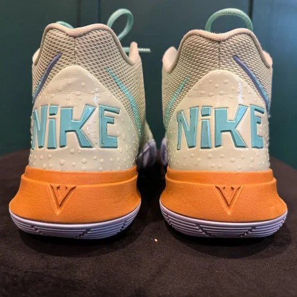 Kyrie 5 SpongeBob - Squidward Tentacles, Men’s Sz 10 Size 10 - Nike Kyrie 5 x SpongeBob SquarePants 2019  main image 4
